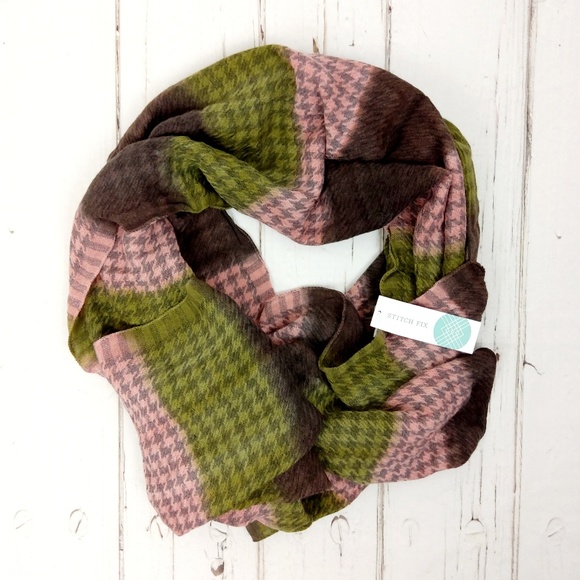Stitch Fix Other - Stitch Fix Octavia Chester Houndstooth Scarf OS
